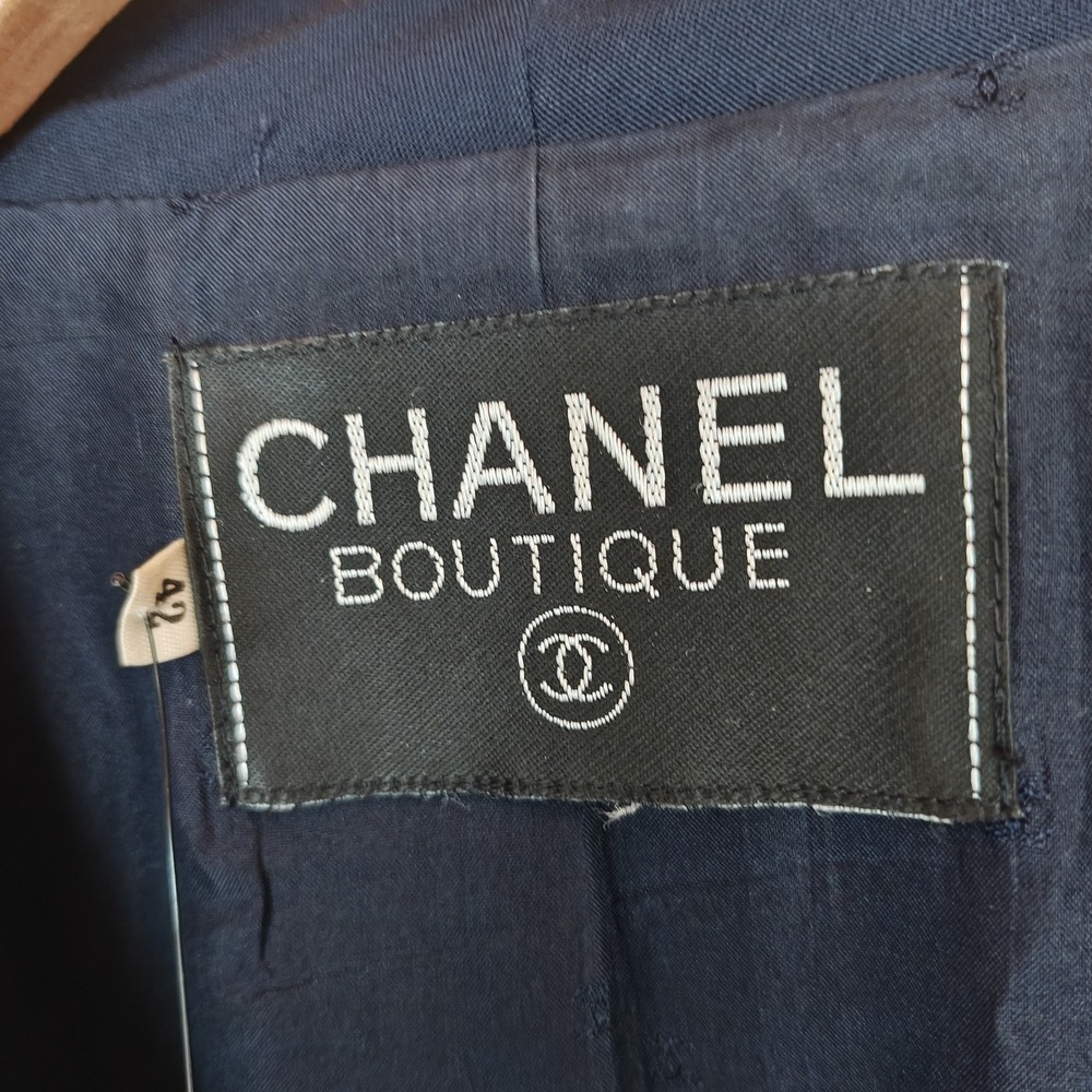 Vintage Chanel Boutique Double Breasted CC Logo Wool Navy 90s Size 42 Incomplete - Picture 3 of 10
